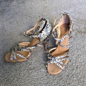 Very Fine Satin Latin Dance Shoes